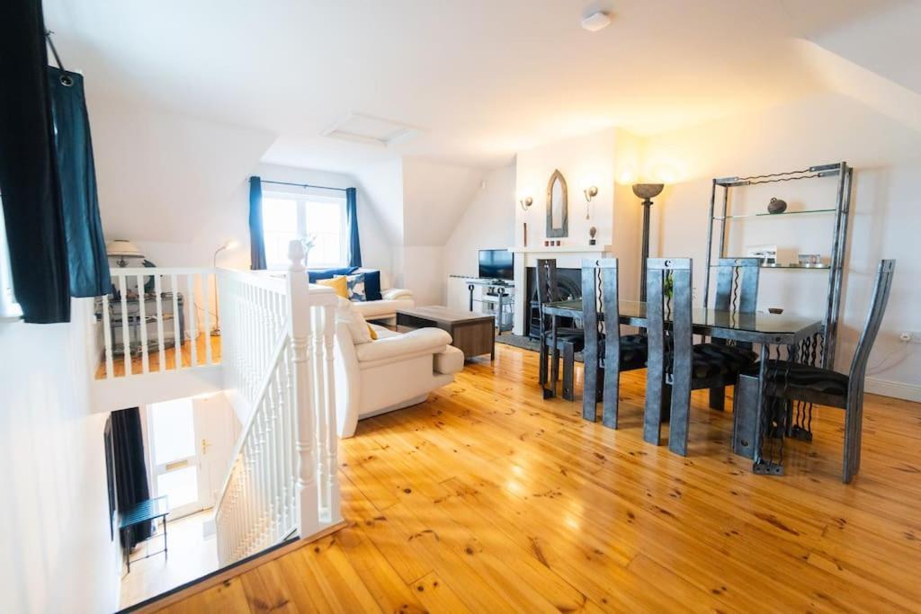 The Haven Dingle, Self Catering Accommodation Экстерьер фото